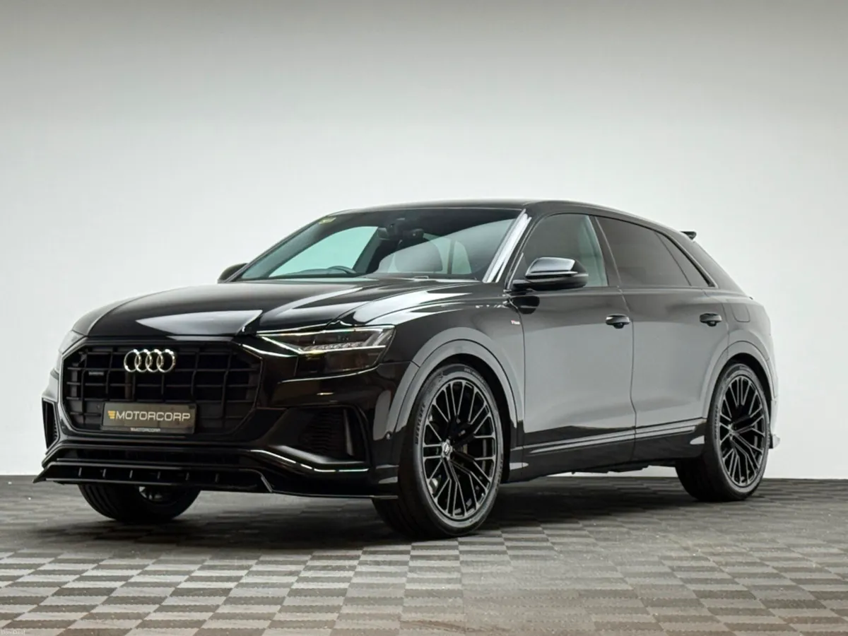 Audi Q8 BLACK ED S LINE 55 TFSI E QUATTRO - Image 3