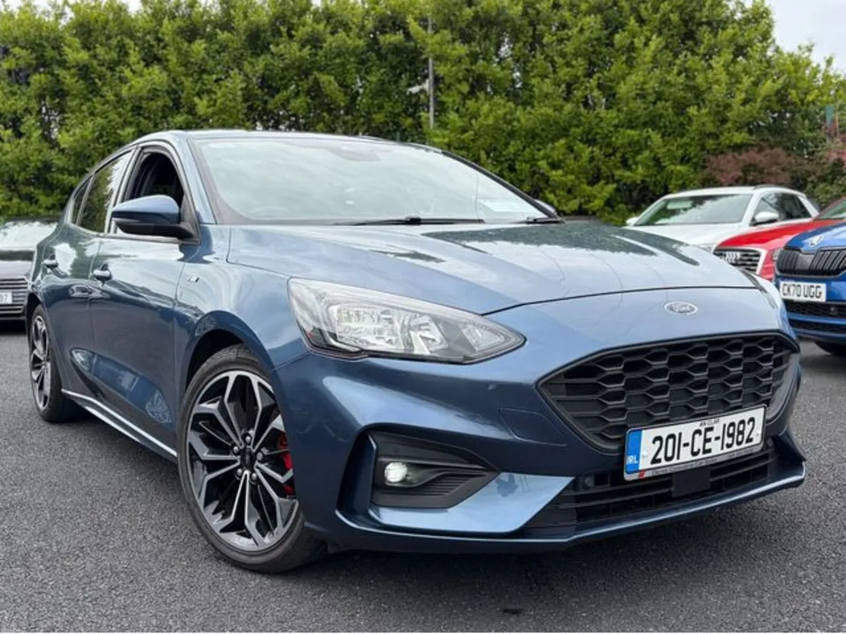 Ford Focus 1 5 ST Line X 120PS 5DR - Image 2