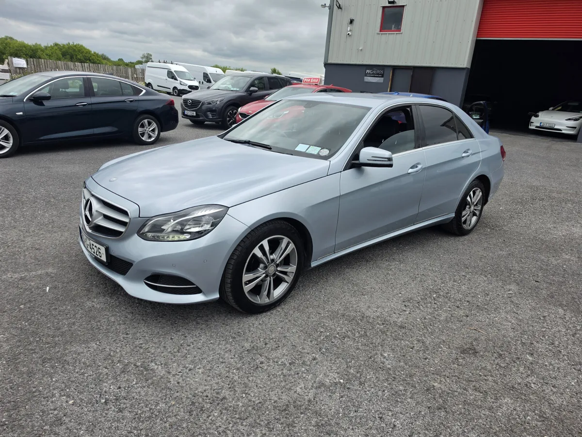15 e220d - Image 2
