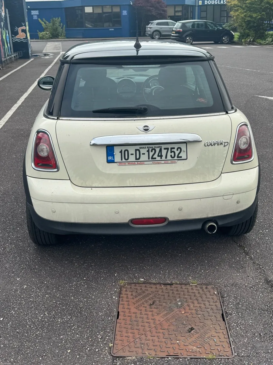 2010 Mini Cooper - Image 3