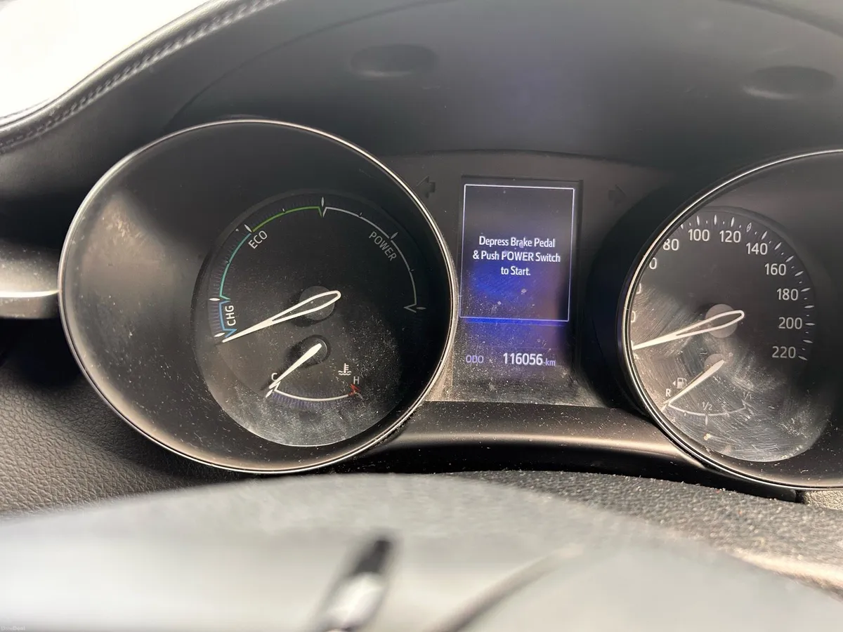 Toyota CHR  Luna Hybrid 2018 - Image 4