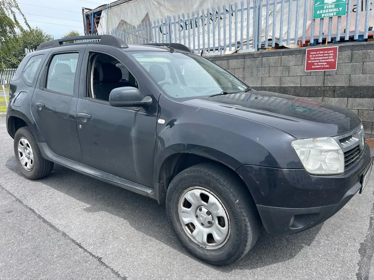 2014 Dacia Duster - Image 1