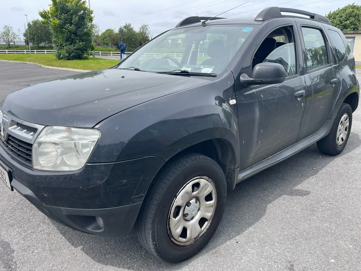 2014 Dacia Duster - Image 2