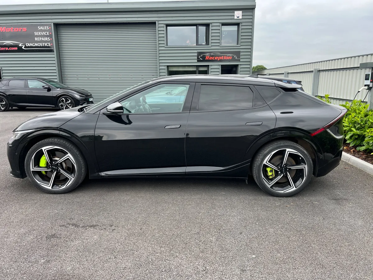 2023 Kia Ev-6 GT AWD 424KW 77.4KWH - Image 2