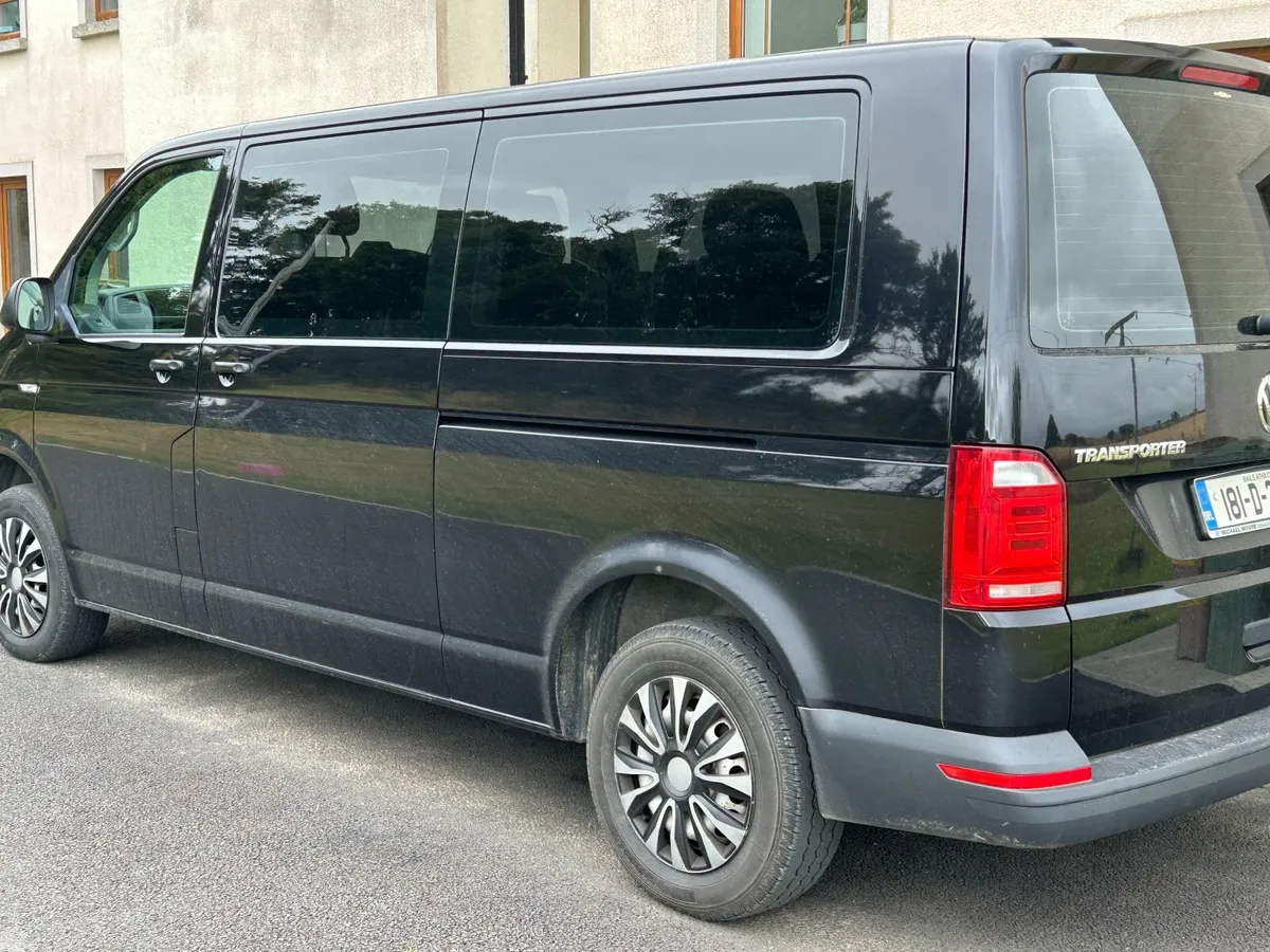 Volkswagen Caravelle / Shuttle 9 Seater 2018 - Image 3