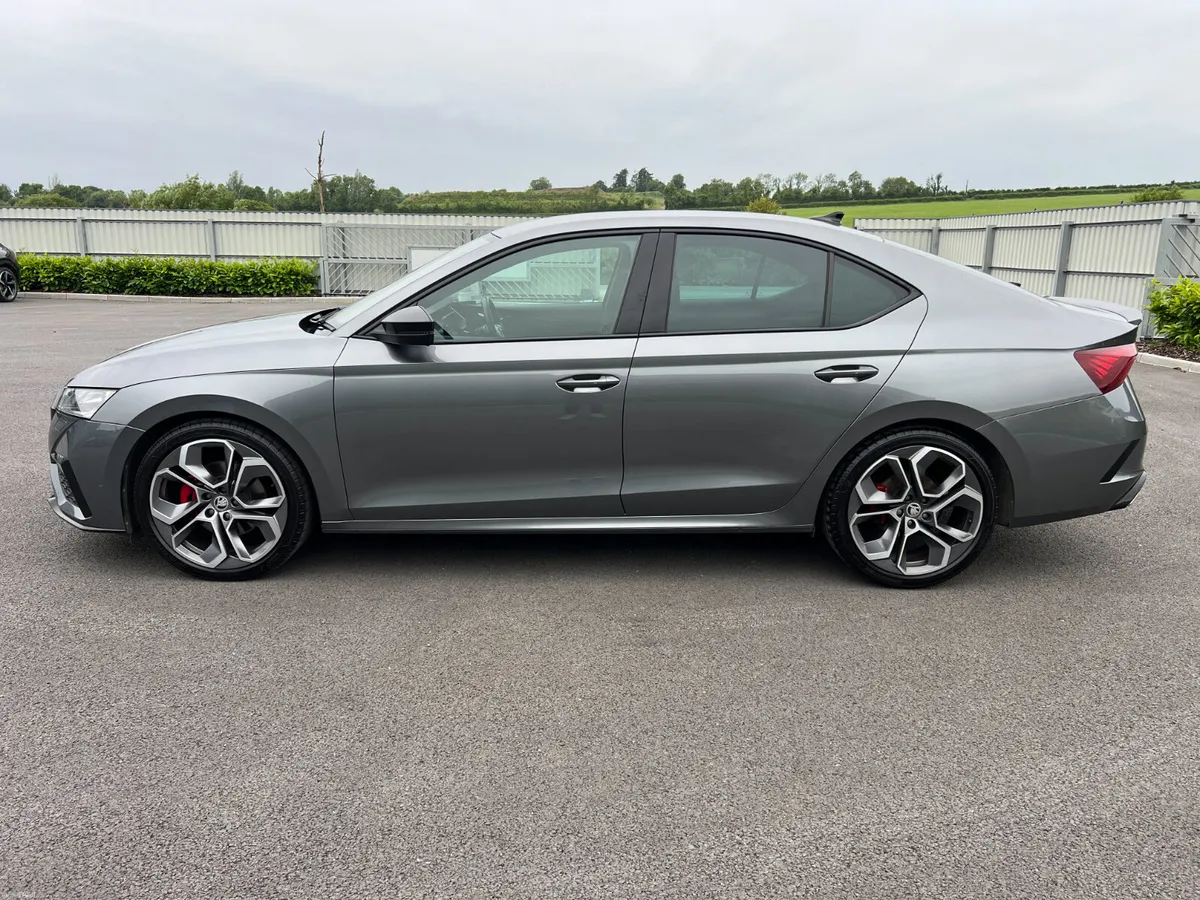 2023 Skoda Octavia VRS 2.0 TDI - Automatic - Image 6