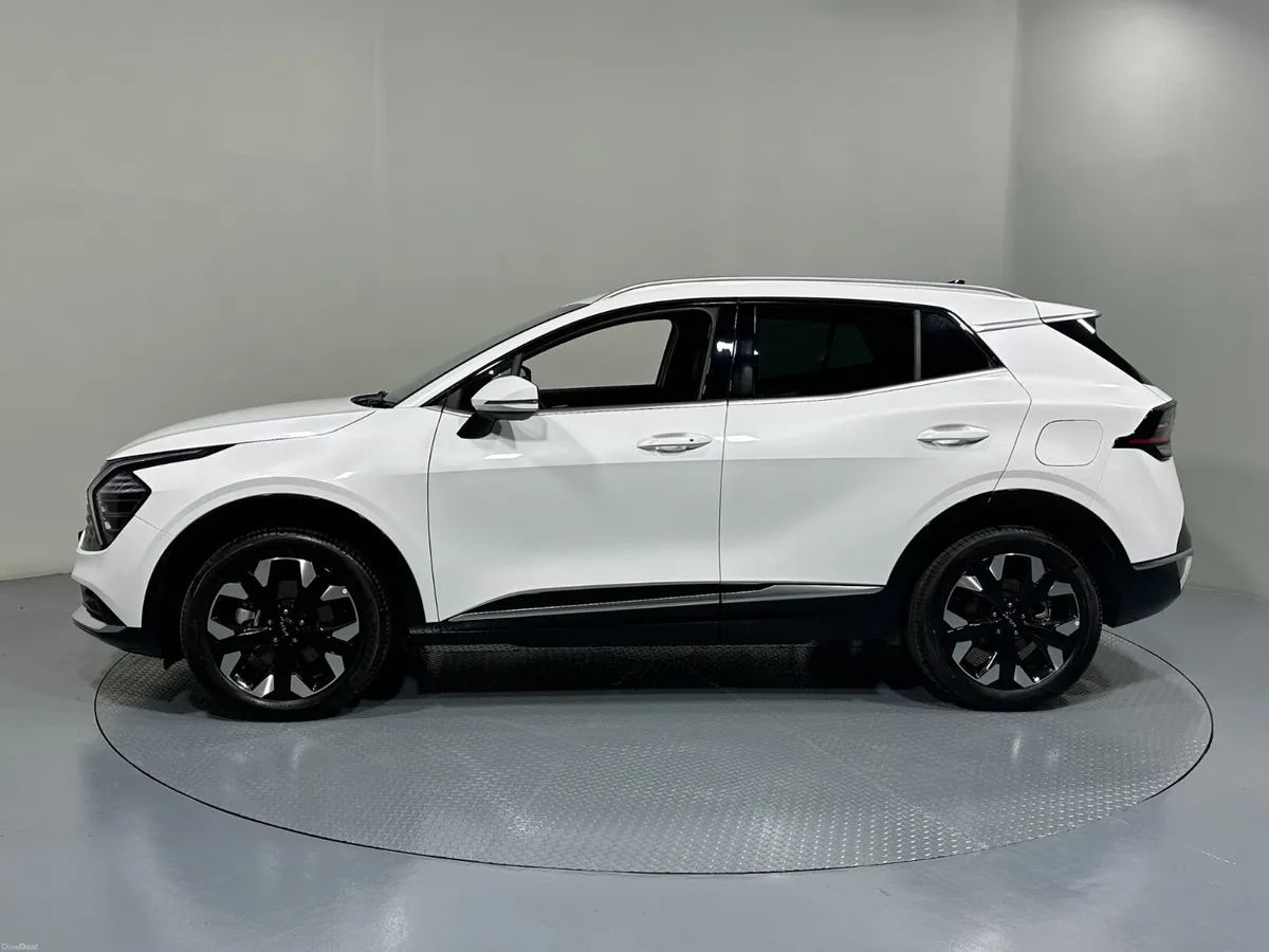 Kia Sportage Plug In Hybrid (2026) - Image 4