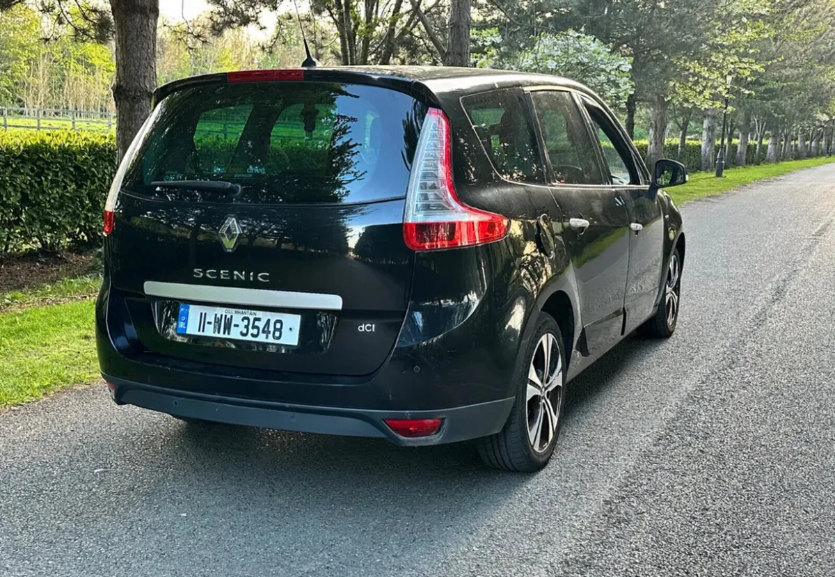 Renault  Scenic Automatic 2011 - Image 3