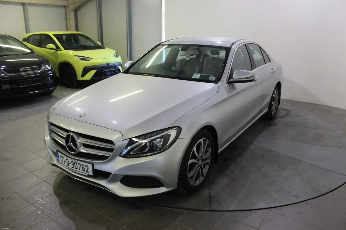 Mercedes-Benz C-Class C 200 D AVANTGARDE A/T - TEN - Image 4