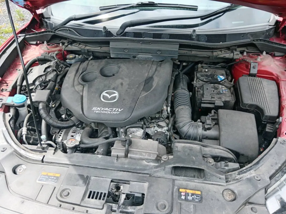 Mazda CX5 for parts, very clean. - Image 2