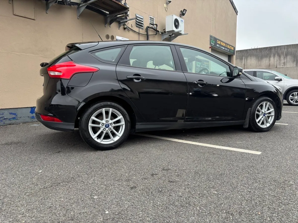 Ford focus - Image 2