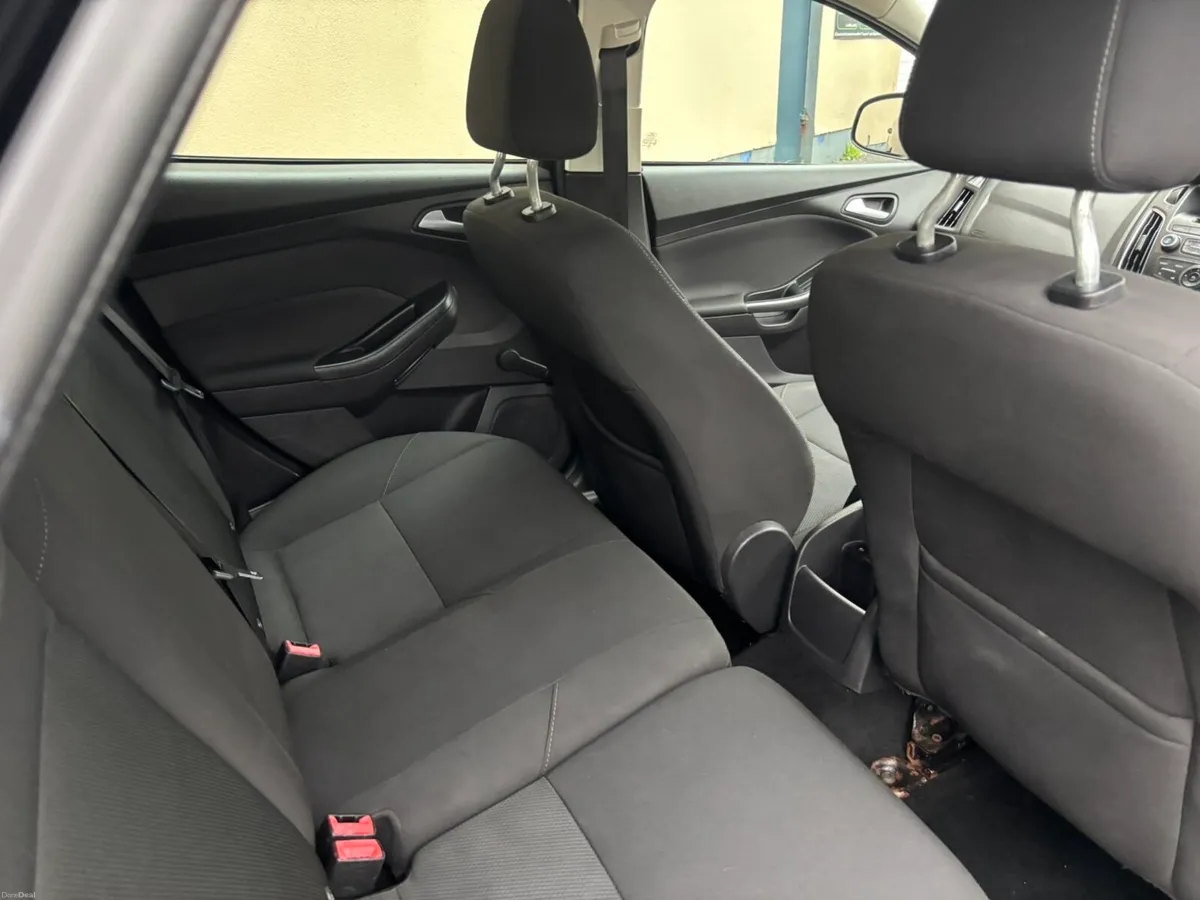 Ford focus - Image 4