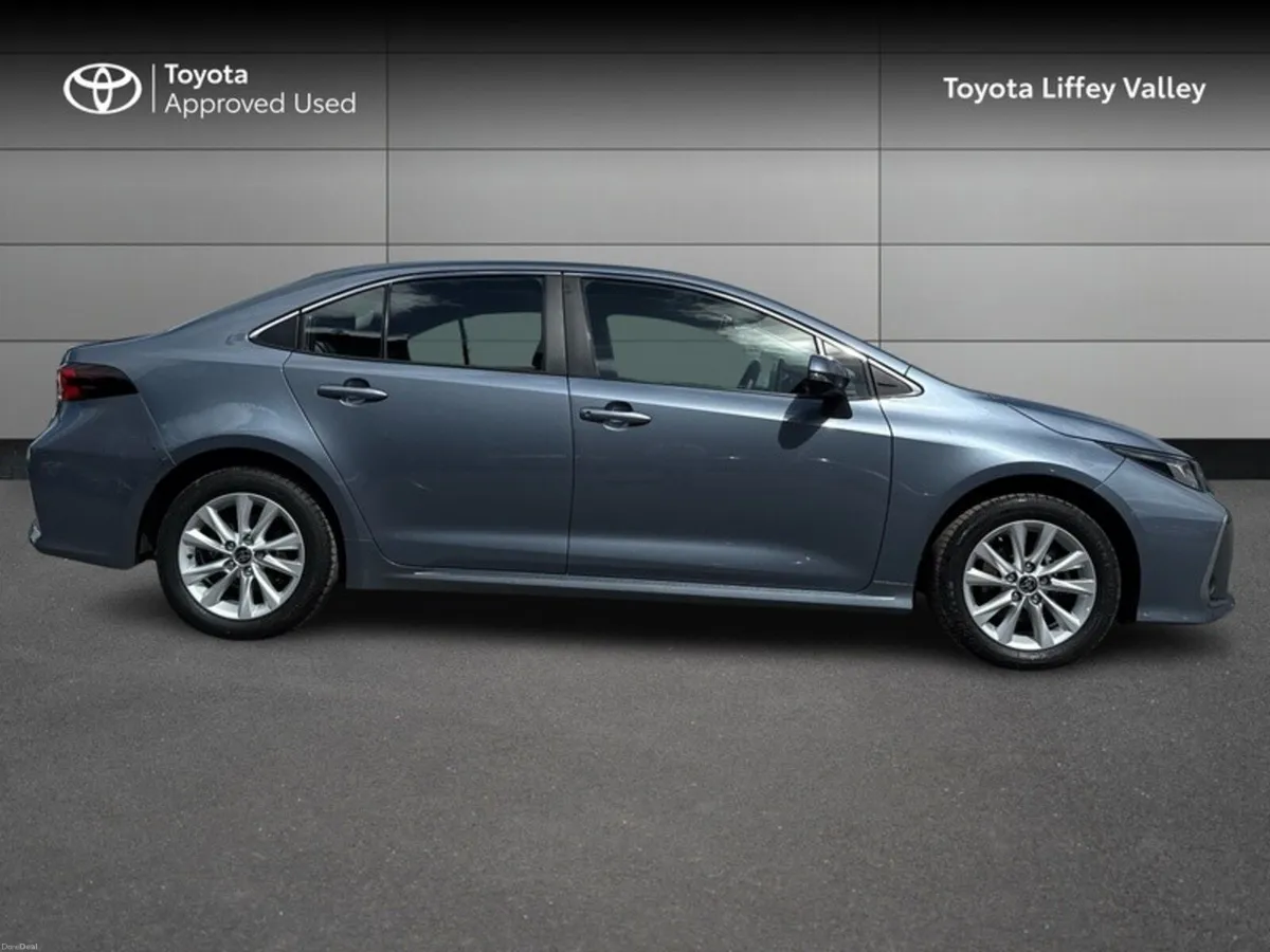 Toyota Corolla COROLLA HYBRID LUNA  SALOON - Image 3