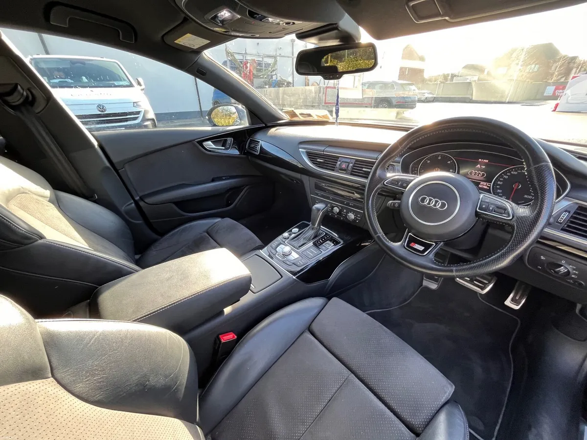 Audi A7 2018 S-LINE **LOW KMS** - Image 2