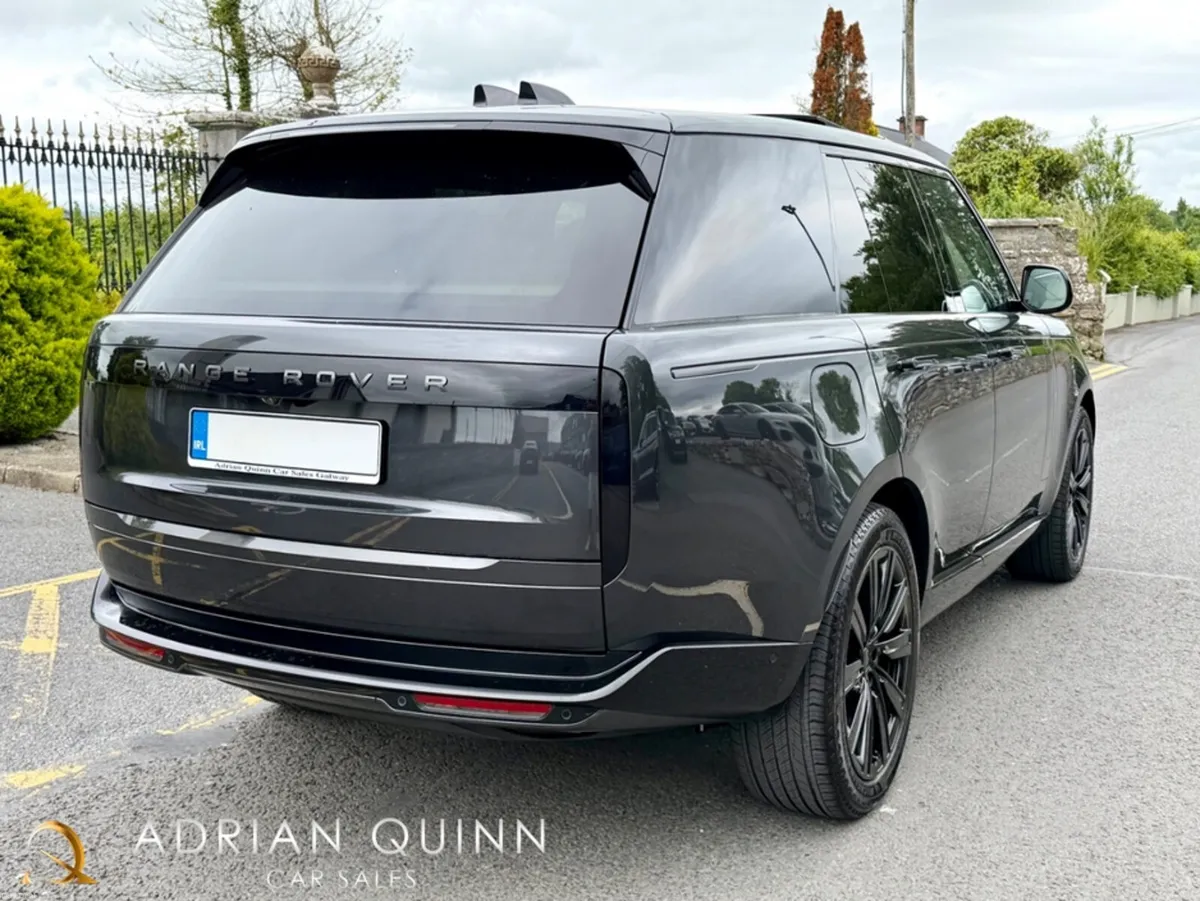 Land Rover Range Rover P460e SE EDITION AUTO - Image 5