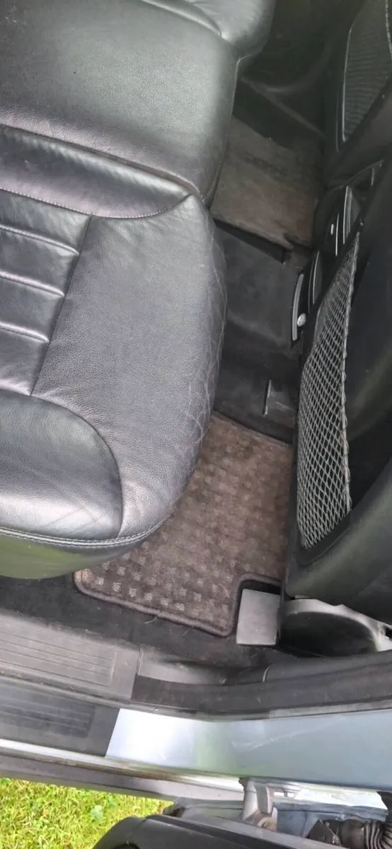 Car - Image 6