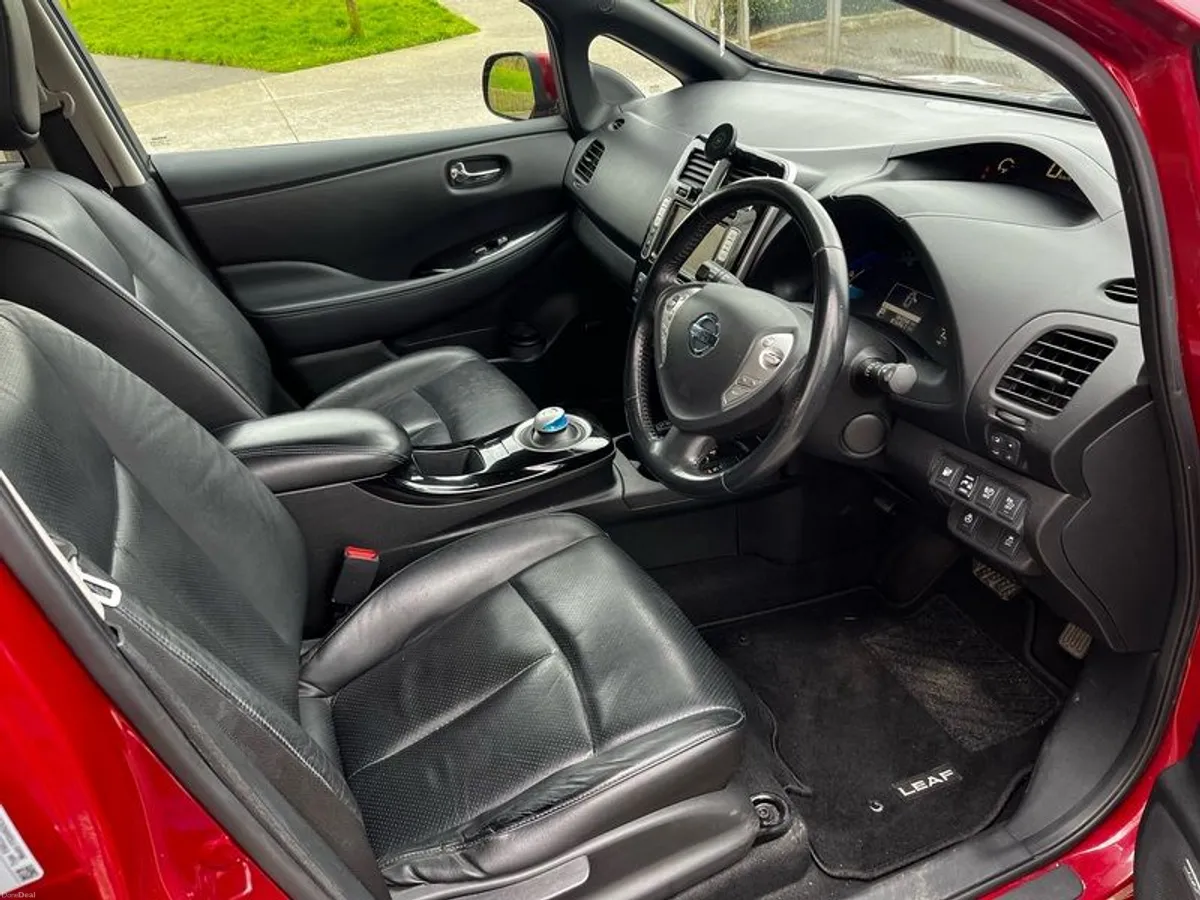 2016 Nissan Leaf - Image 6