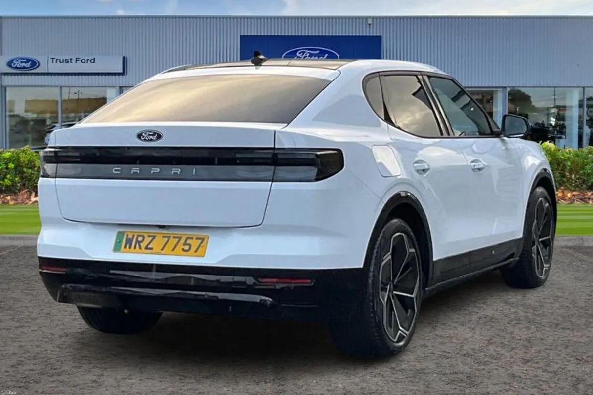 Ford Capri Extended Range 79kWh Premium SUV 5dr El - Image 4