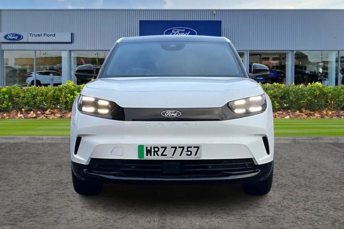 Ford Capri Extended Range 79kWh Premium SUV 5dr El - Image 6