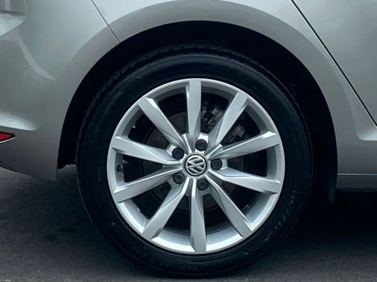 Volkswagen Golf Auto 1.2Tsi Comfortline - Image 4