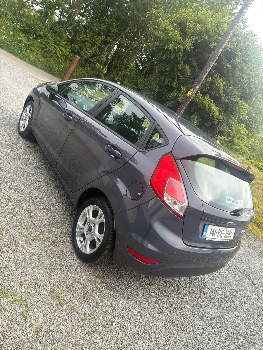 2014 ford fiesta - Image 3
