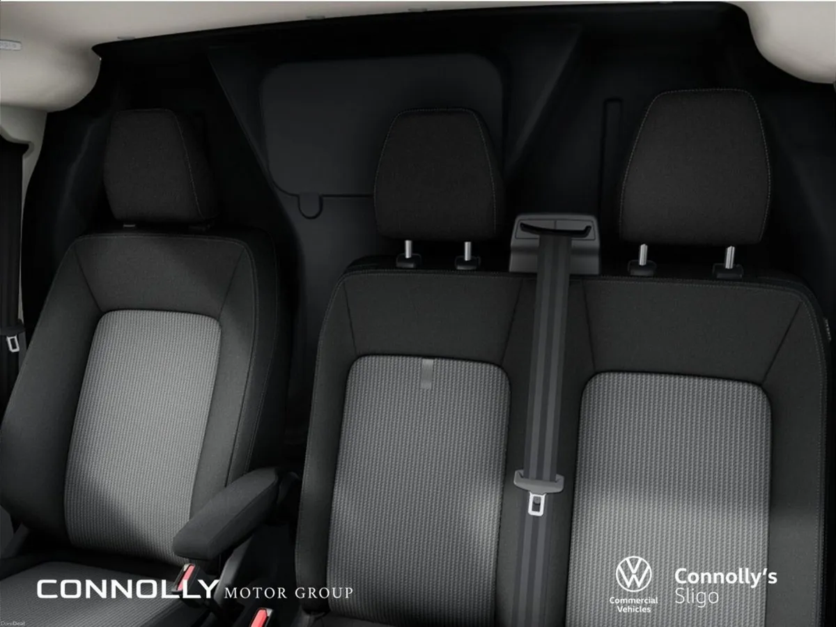 Volkswagen Transporter ***€466p/m*** LWB Trendline - Image 4