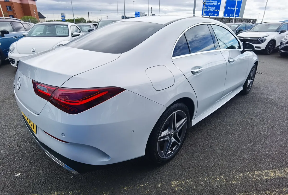 Mercedes-Benz CLA250E AMG EXECUTIVE 2023 - Image 5