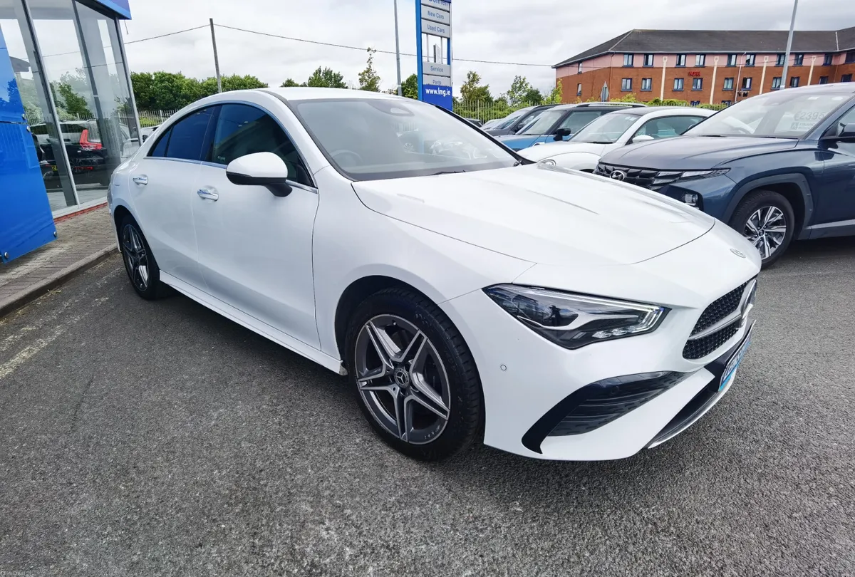 Mercedes-Benz CLA250E AMG EXECUTIVE 2023 - Image 3