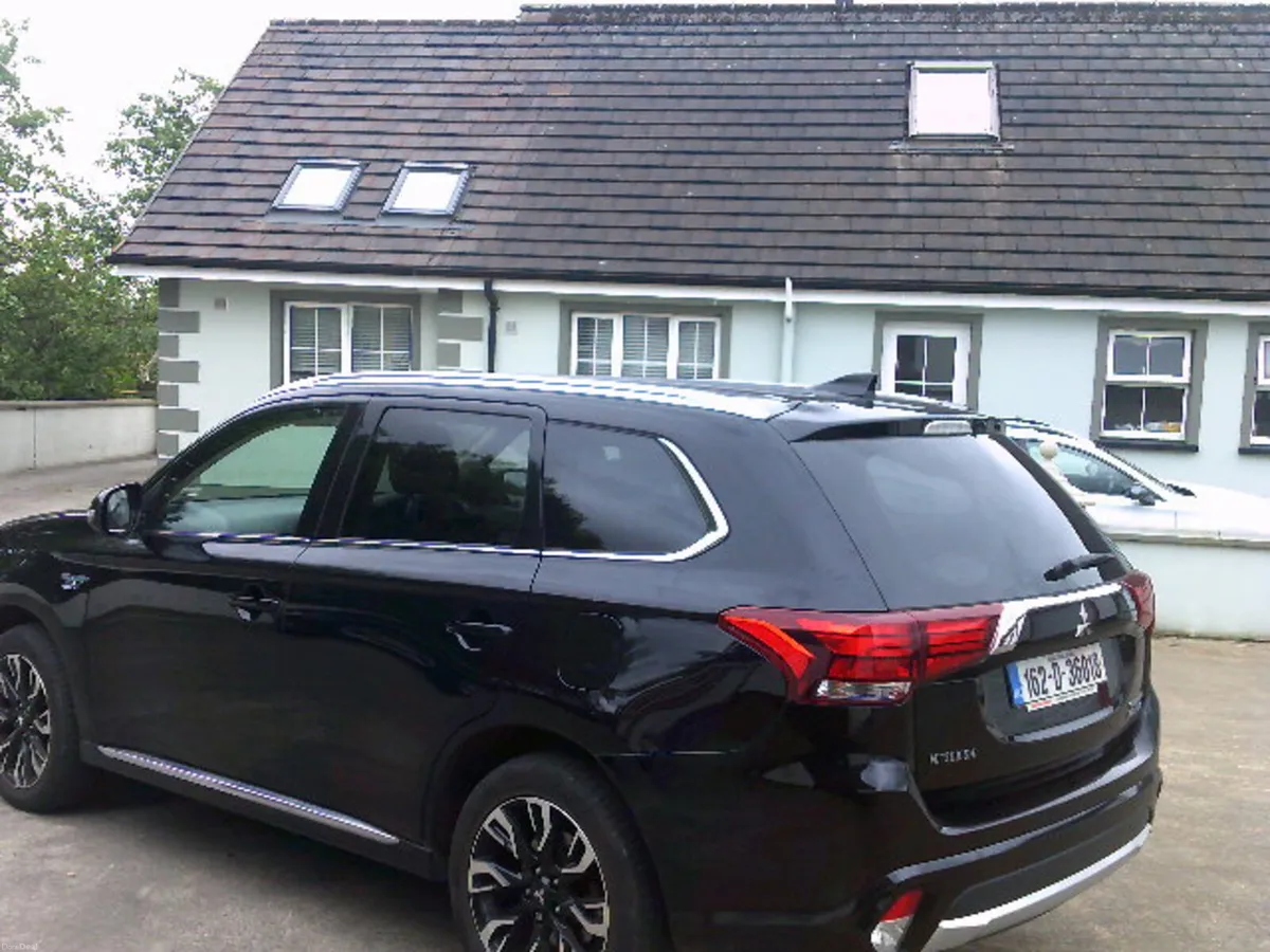 Mitsubishi Outlander 2016--nct te aug 2028 - Image 6