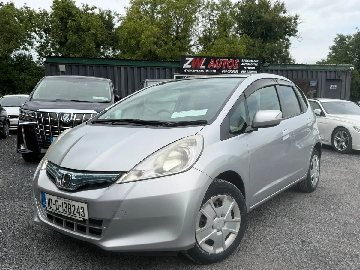 10 Honda Fit Hybrid - Image 1