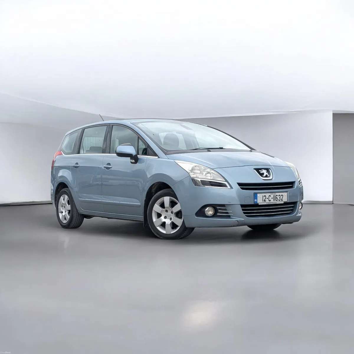 2012 Peugeot 5008 1.6 Diesel - Image 1