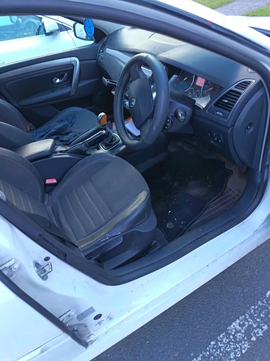 2012 renault laguna 1.5 diesel NCT and tax - Image 4