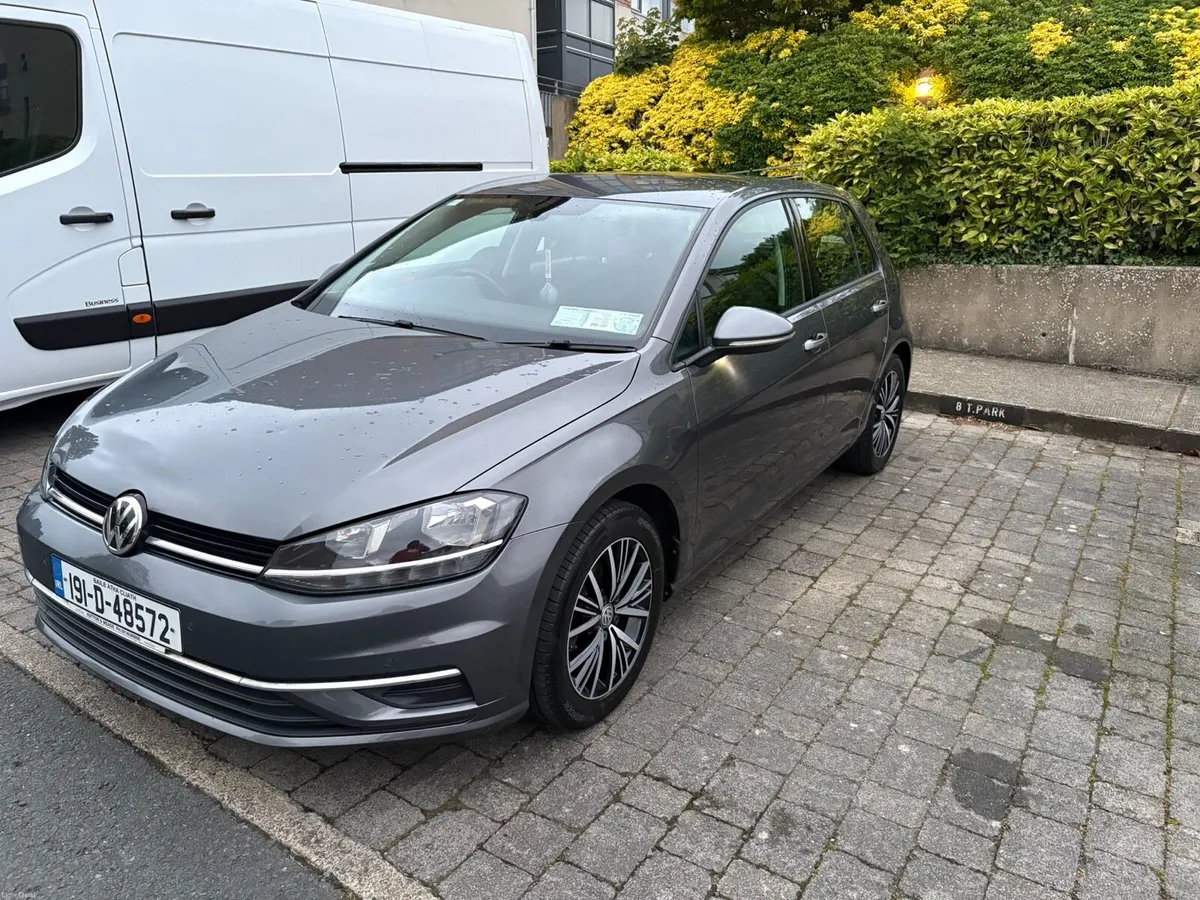 2019 Volkswagen Golf - Image 4