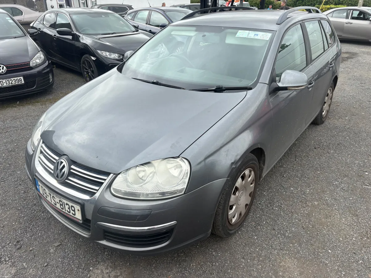 Volkswagen Golf 2009 - Image 2