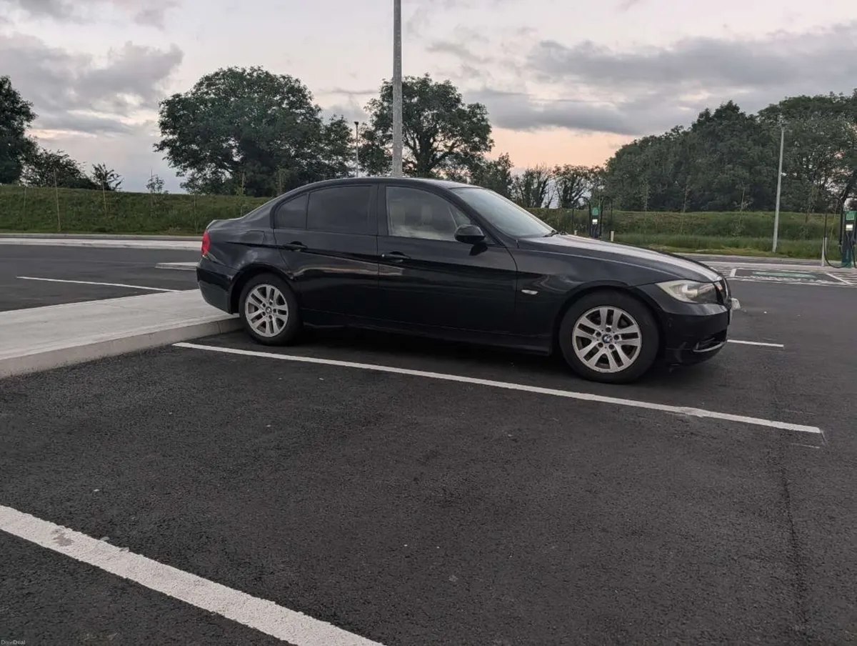 BMW 3 Series - Image 3