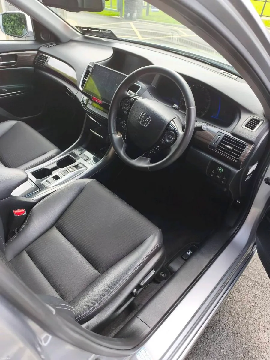 Honda Accord Hybrid EX - Image 5