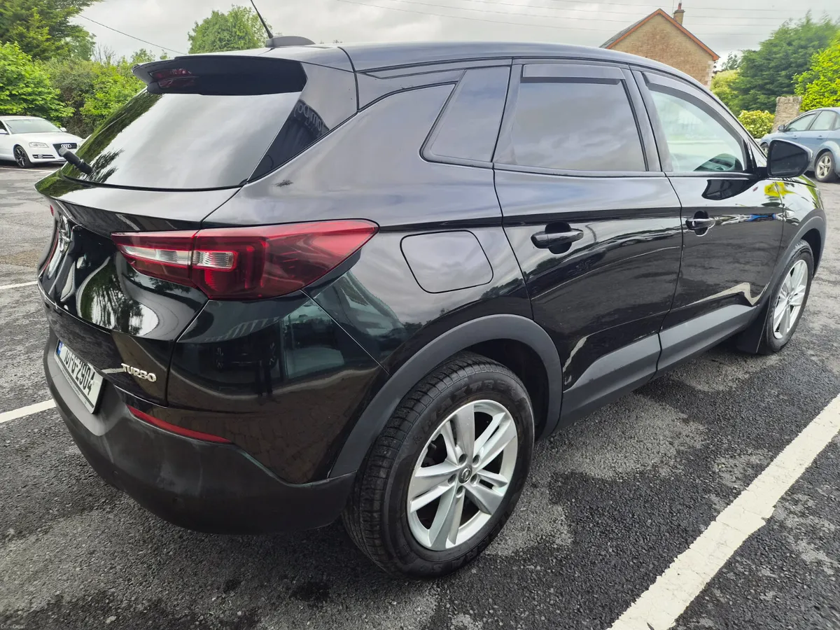 Opel Grandland X SC 1.2L Petrol Manual - Image 3
