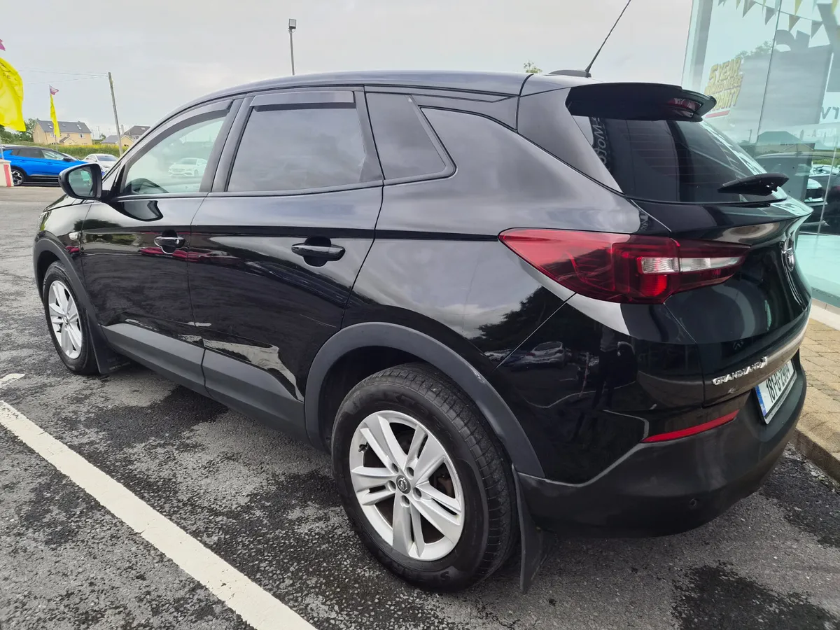 Opel Grandland X SC 1.2L Petrol Manual - Image 6