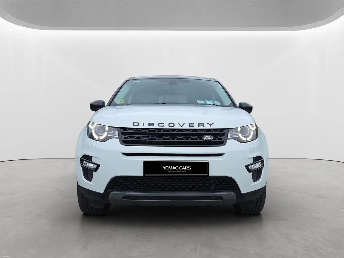 LAND ROVER DISCOVERY SPORT 2.0TD4 HSE BLACK EDT - Image 2
