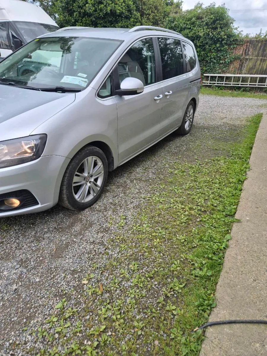 Car - Image 2