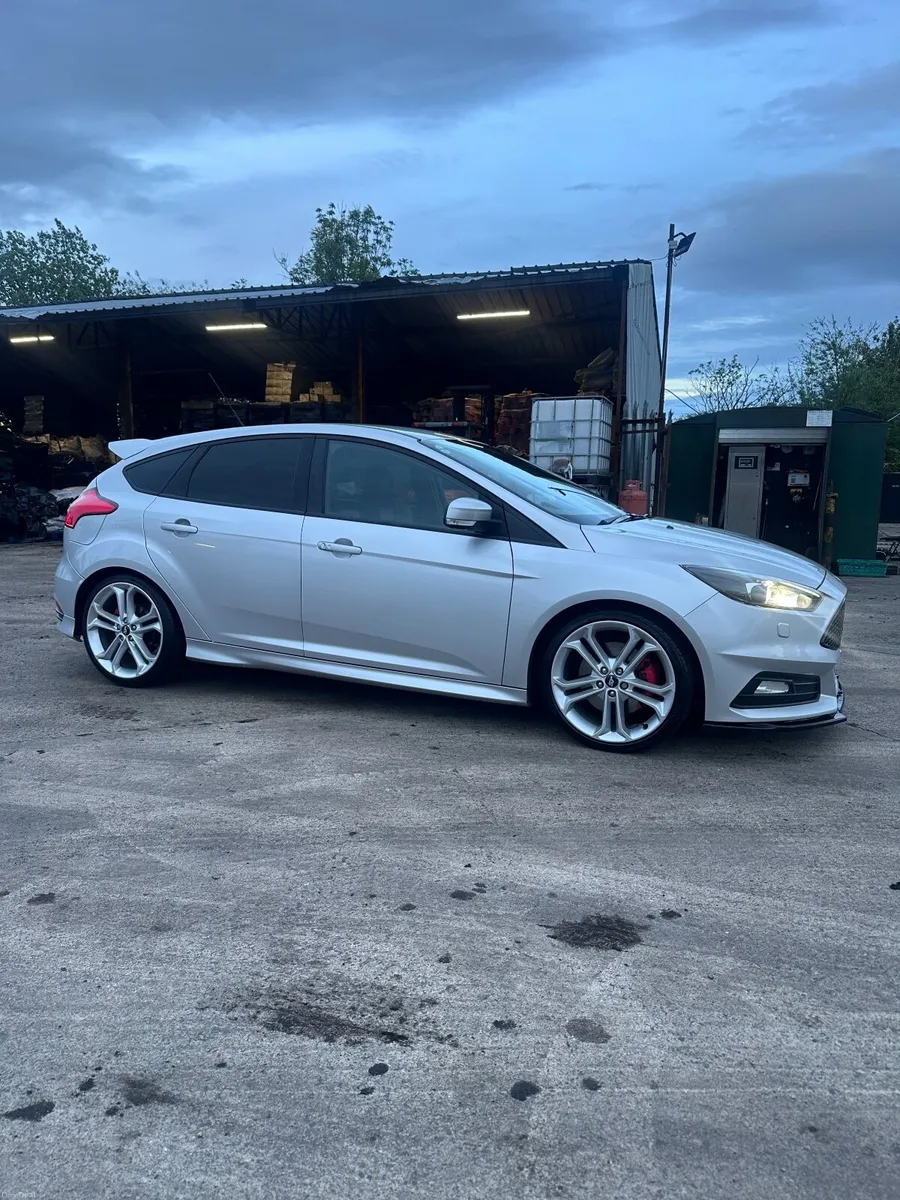 Ford Focus ST-3 - Image 5