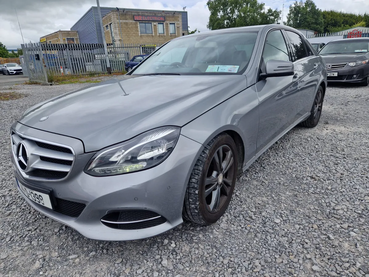 Mercedes-Benz E-Class 2014 - Image 4