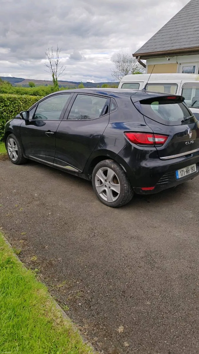 Renault Clio 2017 - Image 4