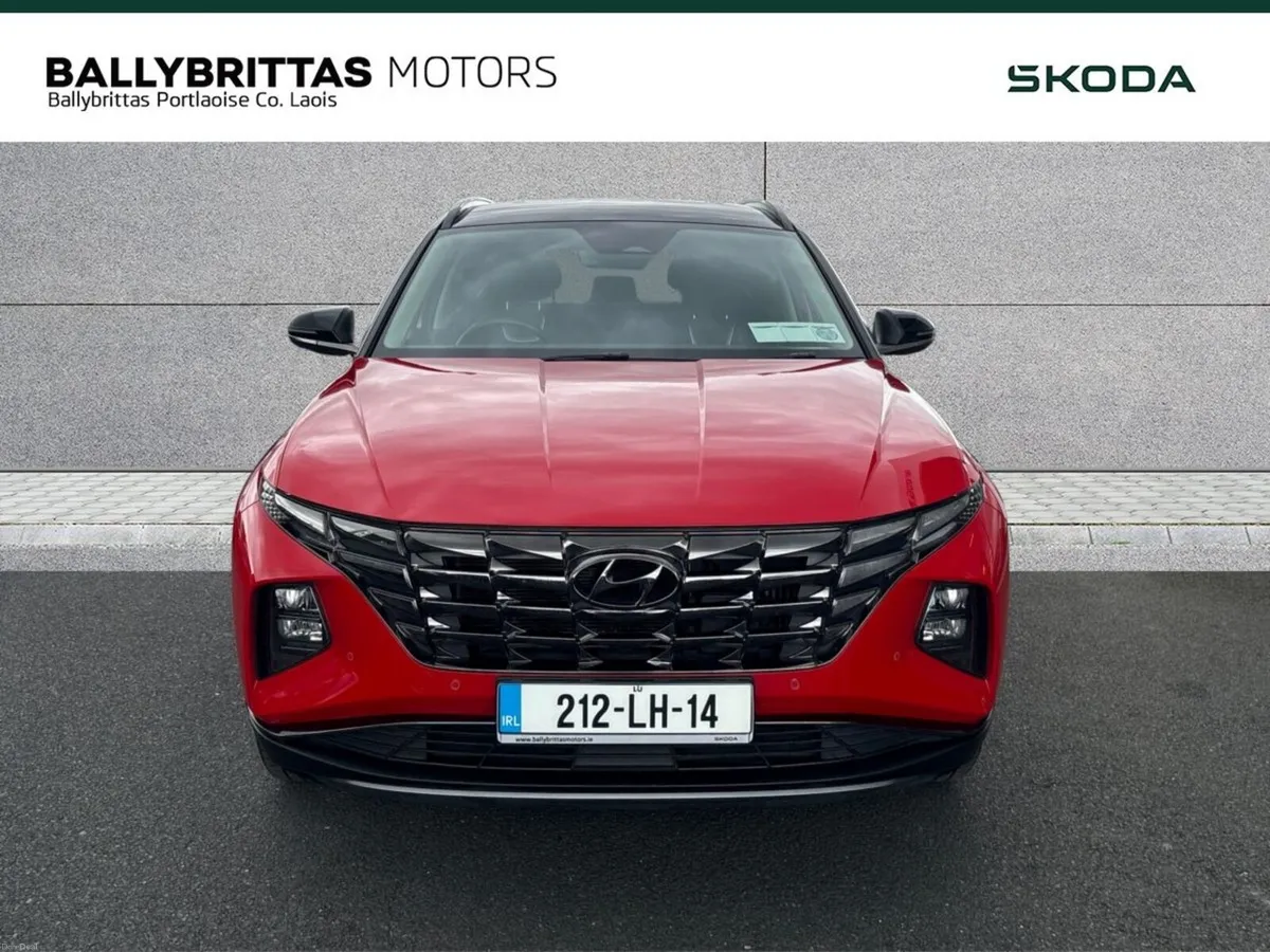 Hyundai Tucson 2WD Executive Plus PHEV Auto 2 Tone - Image 3