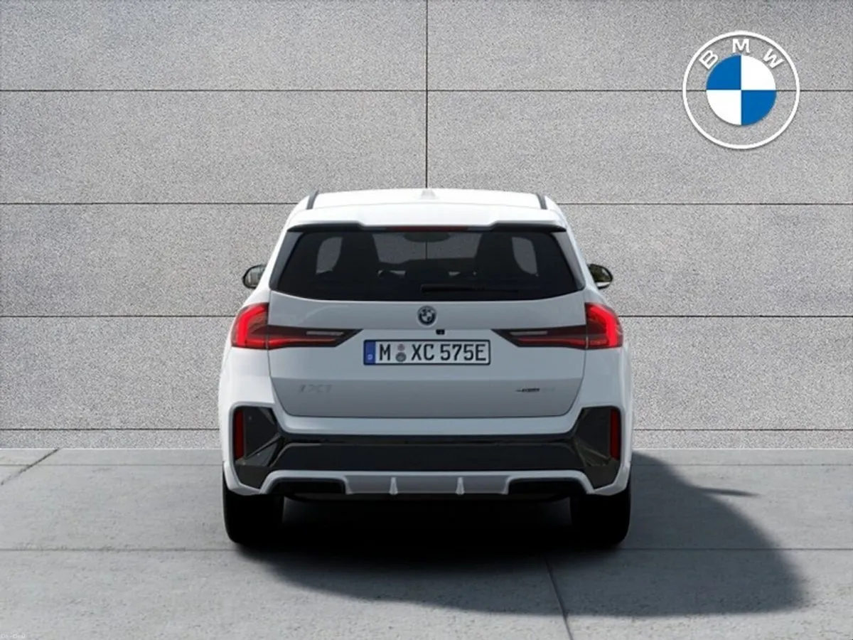 BMW iX1 eDrive20 M Sport - Image 3
