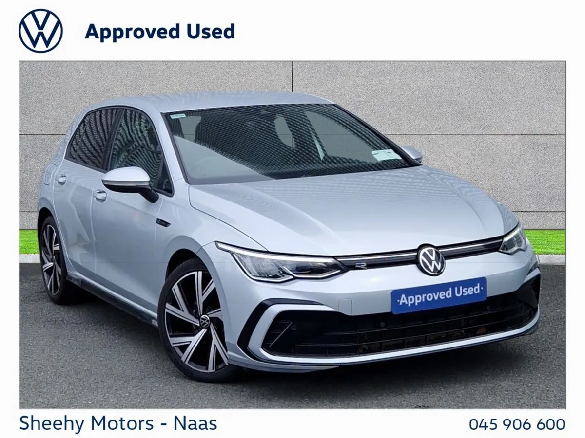 Volkswagen Golf R-Line 2.0TDI, Rear Camera - Image 1