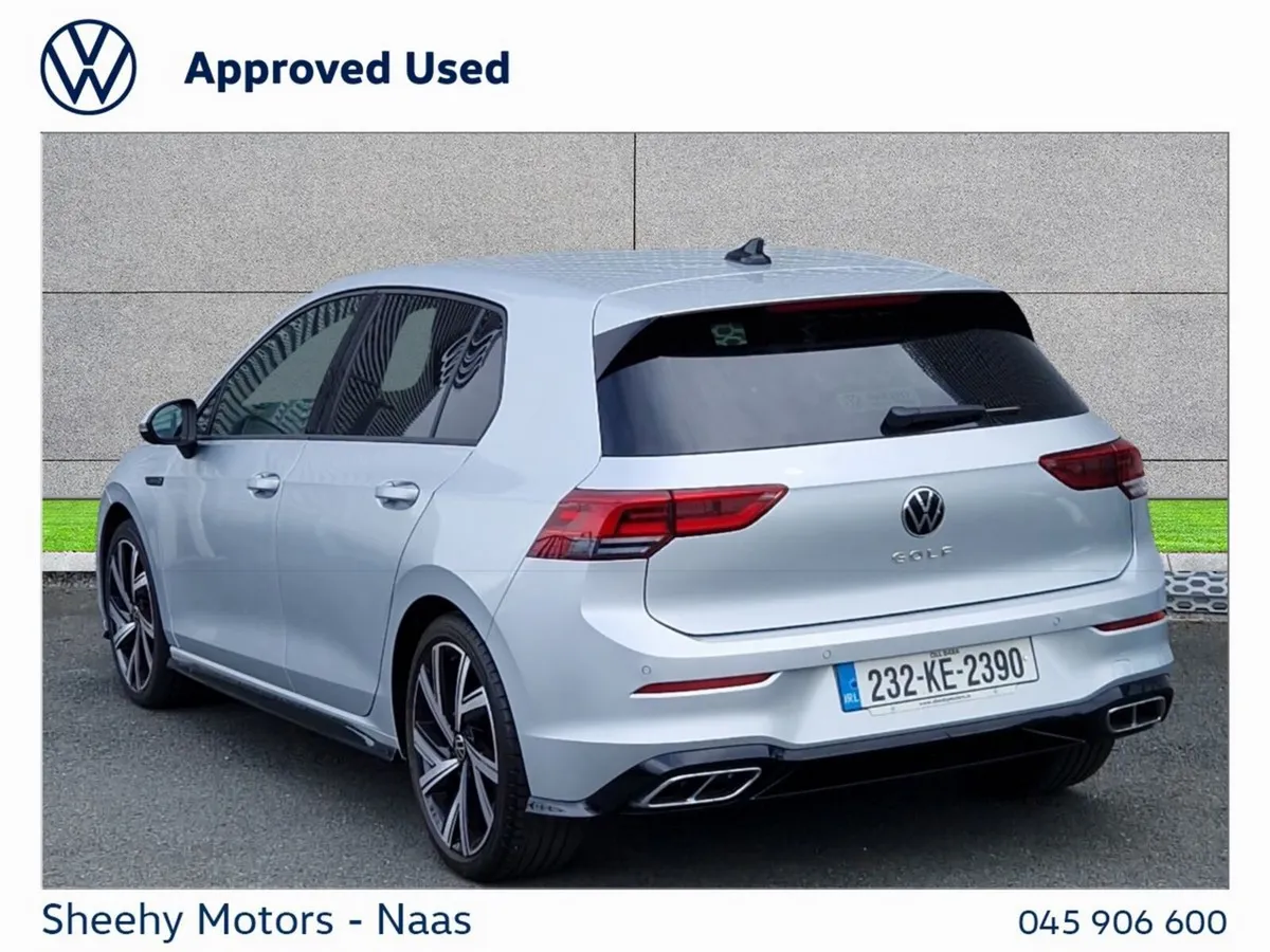Volkswagen Golf R-Line 2.0TDI, Rear Camera - Image 4