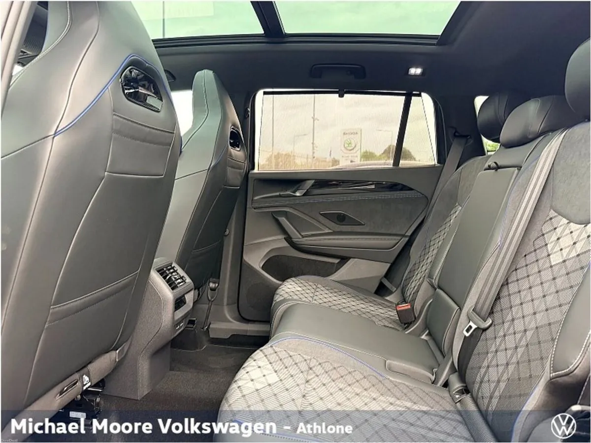 Volkswagen Tayron R LINE 75 1.5 EHYBRID DSG 204BHP - Image 6
