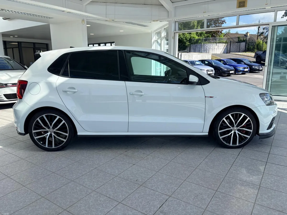 Volkswagen Polo GTI DSG - Image 6