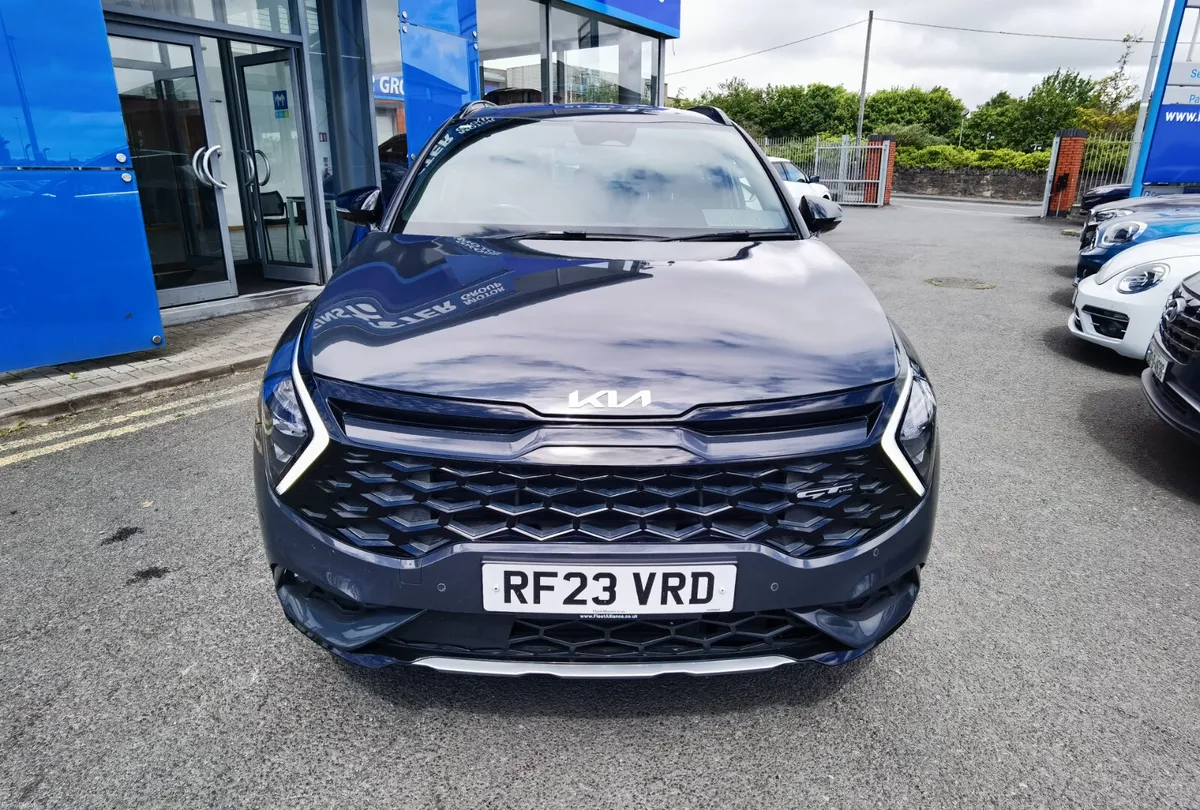 Kia Sportage GT LINE PHEV 2023 - Image 2